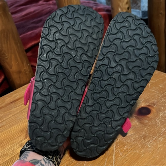 Cute pink Birks!! - Picture 4 of 4